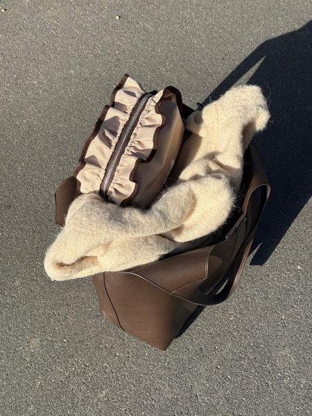 NU STORE COPENHAGEN | TOILETRY BAG | BEIGE CAPPUCINO 